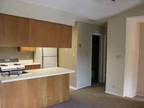 $600 / 1br - 649ft² - Cozy one bedroom w/breakfast bar (One available for