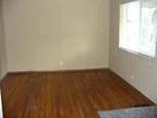 $485 / 1br - Updated Apt. 600 Sq. Ft. Hardwood Floors (Near Downtown) (map) 1br