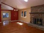 $1450 / 3br - 2ba, 1cg Available in May (Flagstaff-Country Club) 3br bedroom