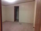 $600 / 3br - 1800ft² - 3 Bed 2 bath trailer looking to sublease 5-10 min from