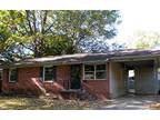 $750 / 3br - 1200ft² - 3 Bed 2 Bath East Memphis Home Ready to Rent Now!