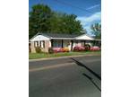 2-bedroom duplex (2707 Poplar Springs Drive, Meridian, MS )