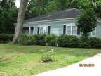 $1100 / 2br - Large sunroom overlooking big back yard, hardwood floors, (700 E.