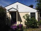 $125 / 2br - 900ft² - "Cottage on a quiet street" a step away from Downtown