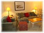 Beautifully Decorated 1BR Condo with New Bed & More! Buffalo 839 1BR bedroom