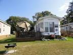 $1400 / 2br - ft² - Lakefront Cottage (Sherkston Shores) 2br bedroom