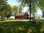 $975 / 4br - 1700ft² - 4BR 2BA Home w/Views of Lake MI, 46 minutes from Lambeau