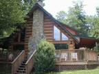 3br - Awesome Cabin w/ Hot Tub, Wifi, Location ..Sept & Oct dates avail...