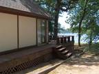 Come Relax & Seafood /Beautiful Lake Cypress Sprngs/Waterfront House Hire