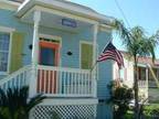 $165 / 2br - COTTAGE ON 14TH STREET. PERFECT FOR SUMMER VACATION.
