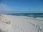 $120 / 2br - 950ft² - Escape the holidays come to Pensacola Beach $120 a night