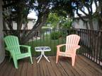Immediate Specials * Bonita Springs Townhome about 2.5 Miles to Beach