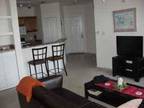 $300 / 2br - Nice condo in downtown Sarasota (map) 2br bedroom