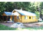 Cozy Creekside Cabin