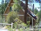 A Pine Chalet 2 Bdrm. 1.5 Bath. cabin in Big Bear City!