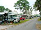 $395 Winter is cold..FT MYERS is HOT...come and stay in an RV Lot!!!