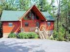 $135 / 2br - Wee Humble cabin with pool access (Pigeon Forge, TN) 2br bedroom