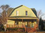 Agape Leelanau Cottage - Big, Beautiful, and Historic!