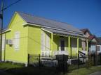 $350 / 2br - 850ft² - GALVESTON 2/1 cottage 2 blocks to ocean near new pleasure