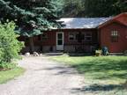 $200 / 2br - Mountain Cabin in Poudre Park - VRBO - Sleeps 6-10, Hot tub