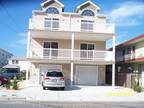 $1850 / 4br - 1800ft² - Top Floor Unit of BEACH HOUSE: Aug 22-29 AVAILABLE -