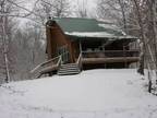 $135 / 2br - PRIVATE CABIN RENTAL FIREPLACE LAKE TRAILS SNOWMOBILE 20MINTO