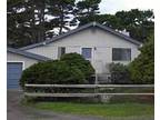 $135 / 3br - Comfortable 2 story Beach House easy beach access (Lincoln City