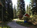 4br - Rustic Forest Retreat with views of Mount Shasta