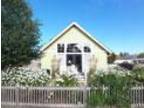 OPEN dates this month - chic beach cottage with king bed and hot tub - sleeps up