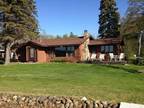 Great Cabin on Bay Lake!