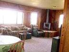 $145 / 3br - Eagle Lake cabin @ airstrip (Eagle Lake/Spalding) (map) 3br bedroom