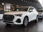 2022 Audi Q3 S line Premium