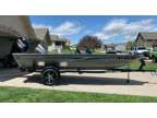 2016 Crestliner VT 17 Pro all aluminum Bass Boat Like New