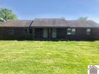 Home For Sale In Mayfield, Kentucky