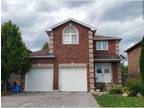 4 Bedroom 2.5 Bath In Barrie Ontario L4M 7A8