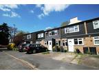 2 bed Mid Terraced House in Surbiton for rent