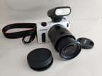 Canon Eos M Kit + Zuma Camera Bag