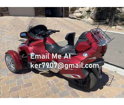 2015 Can Am Spyder RT Great Gear For Sale is a 2015 Can-Am Spyder Motorcycles Trike in Detroit MI