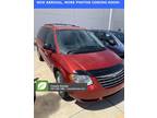 2006 Chrysler town & country Red, 143K miles
