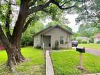 Home For Sale In Gainesville, Texas