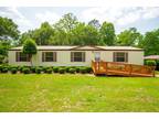 Valdosta 3BR 2BA, This is well kept, very clean mobile home