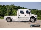 2013 Freightliner SportChassis M2-106 0ft