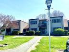 1303 Twin Circle Dr 1303, South Windsor, CT