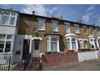 2 bed Mid Terraced House in Stratford for rent