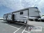 2022 Forest River Forest River Rv Cherokee Arctic Wolf Suite 3770 43ft