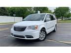 2015 Chrysler Town and Country Touring Sterling Heights, MI