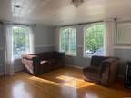 96 28 155Th Ave 2Fl, Howard Beach, NY