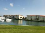 16 Harbour Isle Dr W Unit 105, Fort Pierce, FL