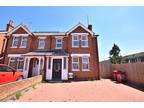 7 bed Semi-Detached House in Reading for rent