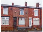 2 bed Mid Terraced House in Higher Folds for rent